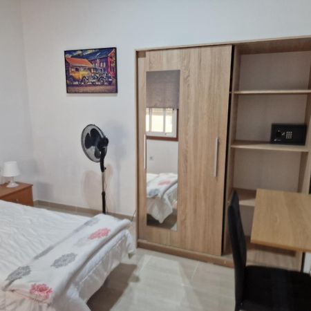 Habitacion Individual Privada, Piso De 3 Habitaciones Con Areas Compartidas La Laguna  Esterno foto