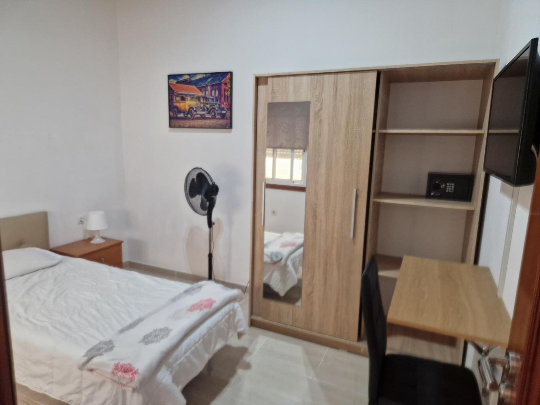 Habitacion Individual Privada, Piso De 3 Habitaciones Con Areas Compartidas La Laguna  Esterno foto